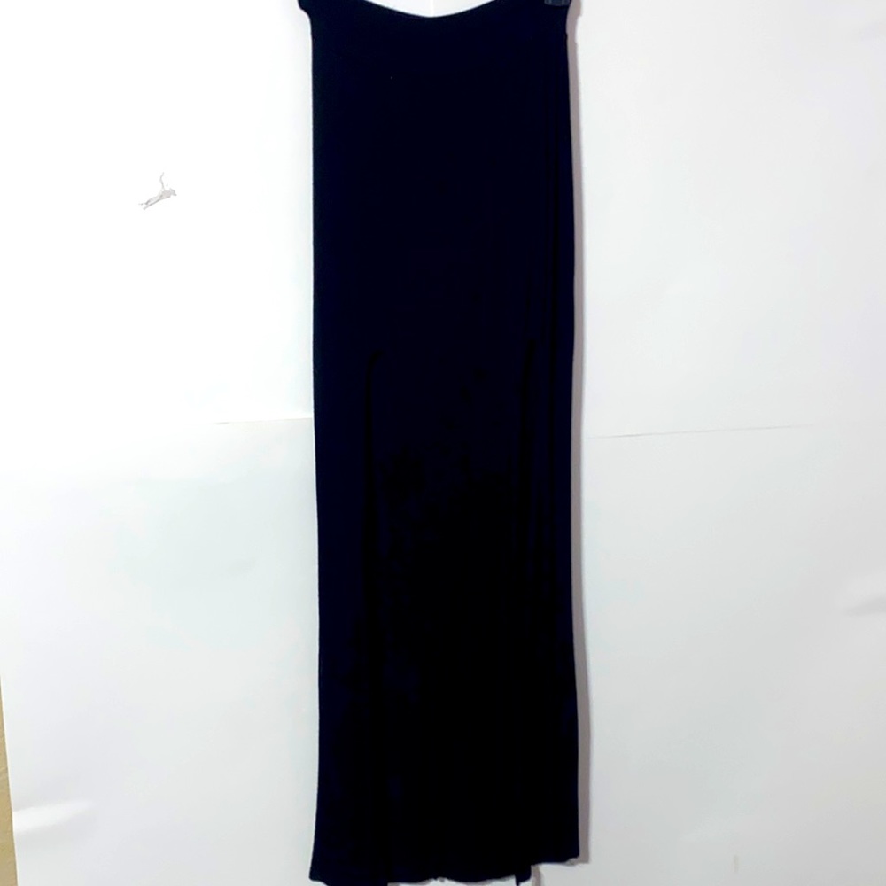 BODY CENTRAL LONG BLACK SKIRT WITH LEG SLIT